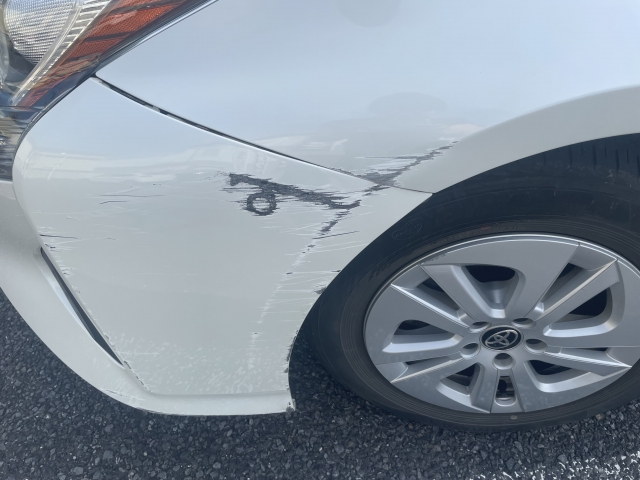 流山の車の傷修理